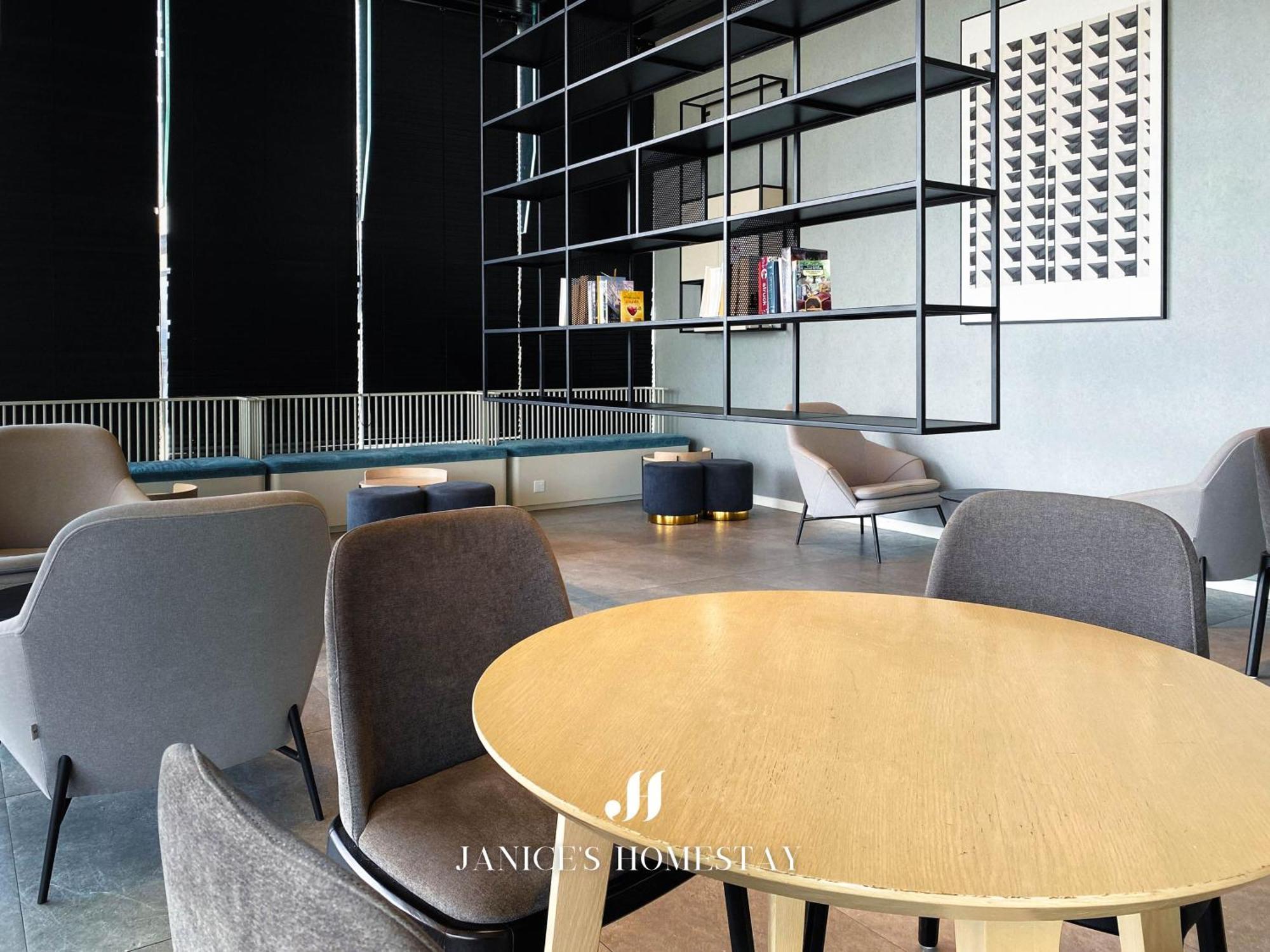 Continew By Janice's * Kuala Lumpur